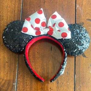 Sequin Minnie Mouse Ears with Polka Dot Bow